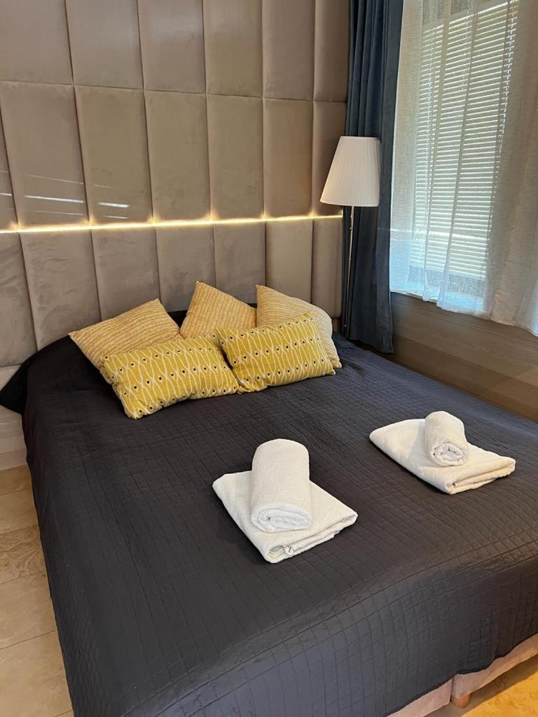 Sunnycliff Apartment Rewal Luaran gambar