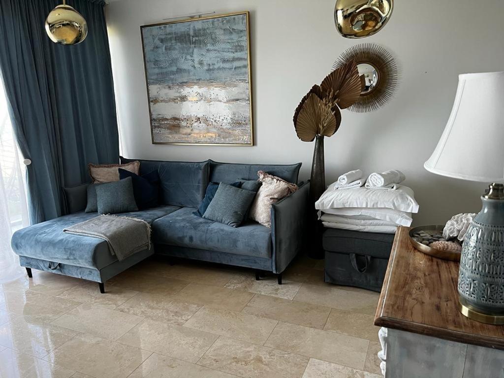 Sunnycliff Apartment Rewal Luaran gambar